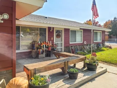 389 Wildrose Ln, Bishop, CA 93514 photo 2