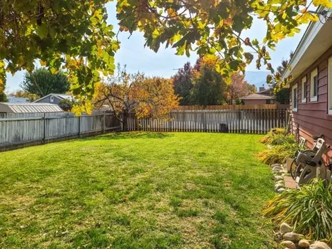 389 Wildrose Ln, Bishop, CA 93514 photo 15