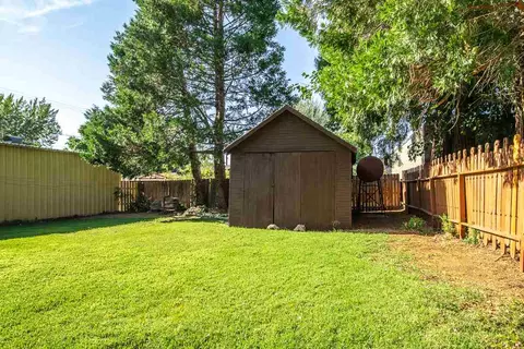 186 E Line St, Bishop, CA 93514 photo 32