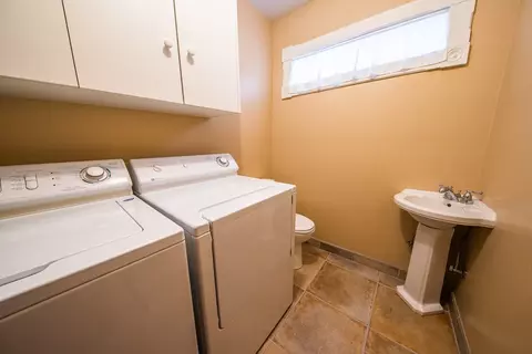 186 E Line St, Bishop, CA 93514 photo 13