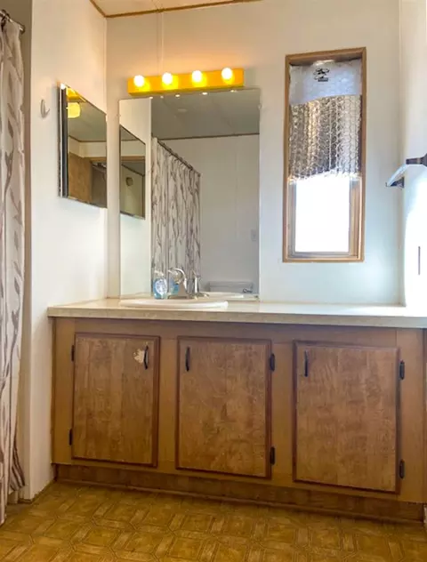 2321 Edinburgh Ave, Bishop, CA 93514 photo 8