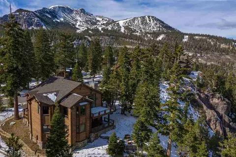 405 Pine St, Mammoth Lakes, CA 93546 photo 2