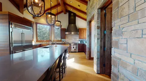 405 Pine St, Mammoth Lakes, CA 93546 photo 7