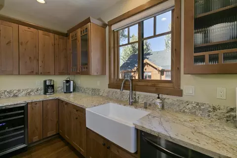 480 E Bear Lk, Mammoth Lakes, CA 93546 photo 11