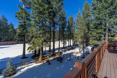 480 E Bear Lk, Mammoth Lakes, CA 93546 photo 5