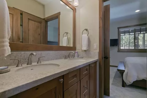 480 E Bear Lk, Mammoth Lakes, CA 93546 photo 25