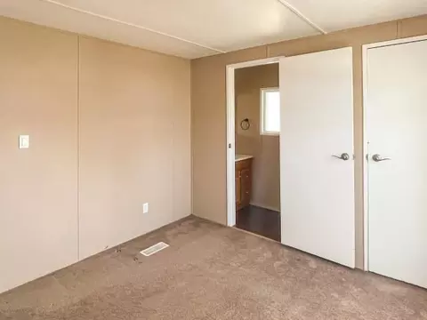 2233 Tam Oshanter, Bishop, CA 93514 photo 12