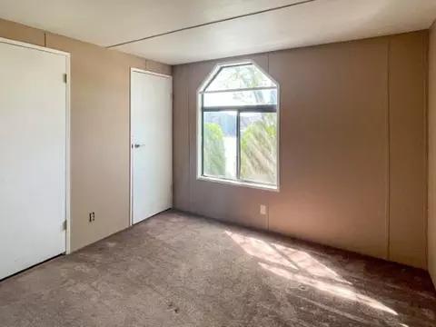 2233 Tam Oshanter, Bishop, CA 93514 photo 5