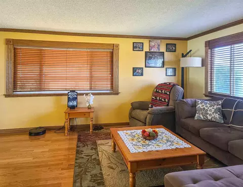 105 Elmcrest, Big Pine, CA 93513 photo 8