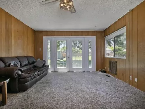2700 W Sunset Dr, Bishop, CA 93514 photo 3