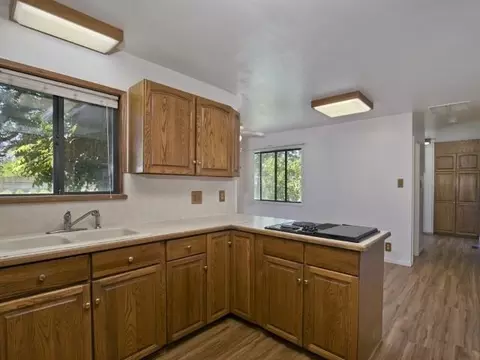 2700 W Sunset Dr, Bishop, CA 93514 photo 6