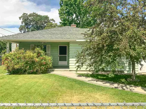 193 S Third St, Bishop, CA 93514 photo 1