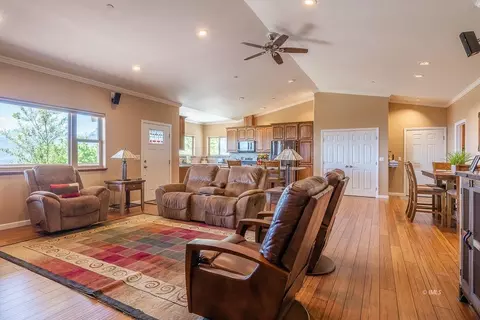 159 Willow St, Swall Meadows, CA 93514 photo 9
