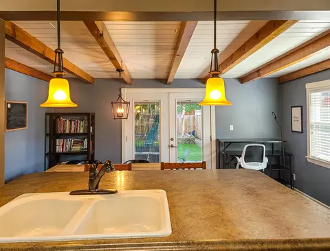661 Sycamore Dr, Bishop, CA 93514 photo 7