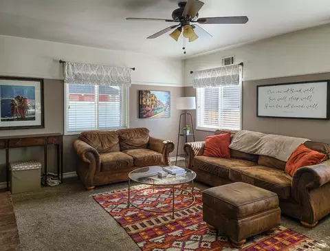 661 Sycamore Dr, Bishop, CA 93514 photo 4