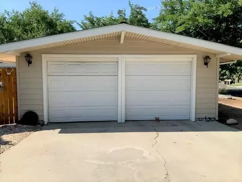 286 Mesquite, Bishop, CA 93514 photo 3