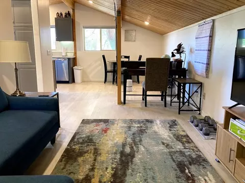 2435 Longview Dr, Bishop, CA 93514 photo 3