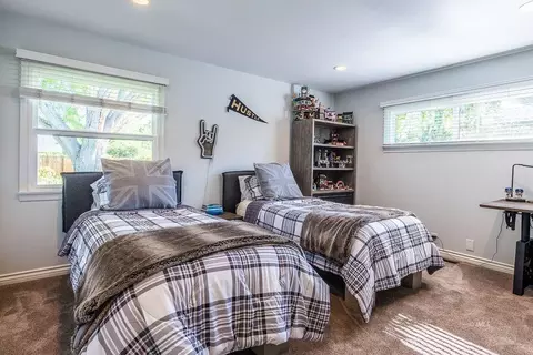 664 Sycamore Dr, Bishop, CA 93514 photo 23