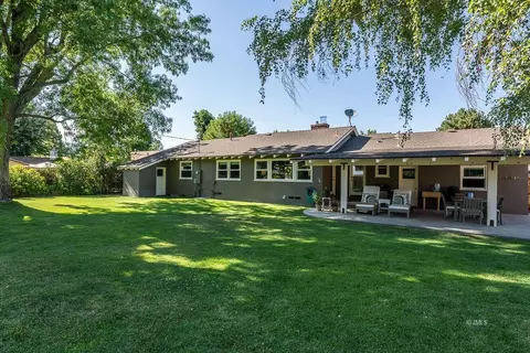 664 Sycamore Dr, Bishop, CA 93514 photo 32