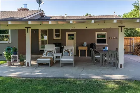 664 Sycamore Dr, Bishop, CA 93514 photo 31