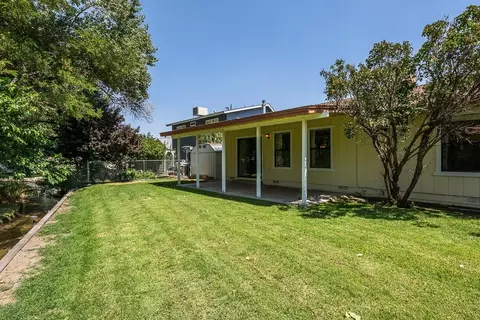 141 Elmcrest Dr, Big Pine, CA 93513 photo 10