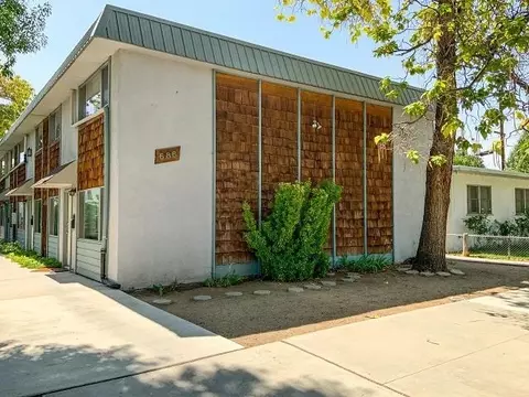 686 Keough St, Bishop, CA 93514 photo 1