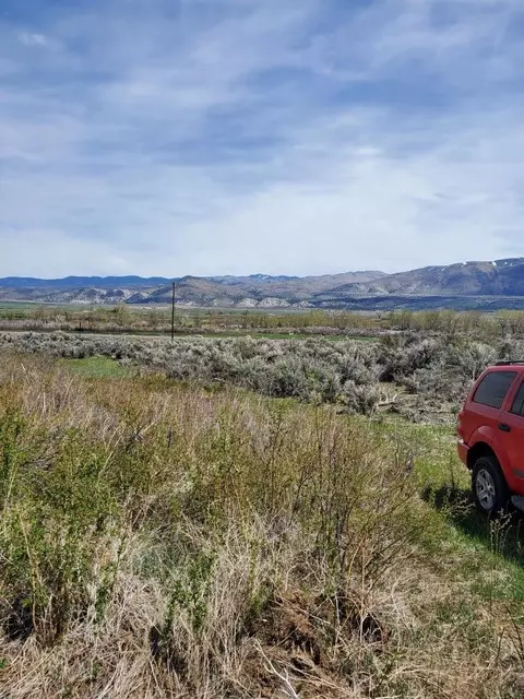 040 Us Highway 395, Coleville, CA 96107