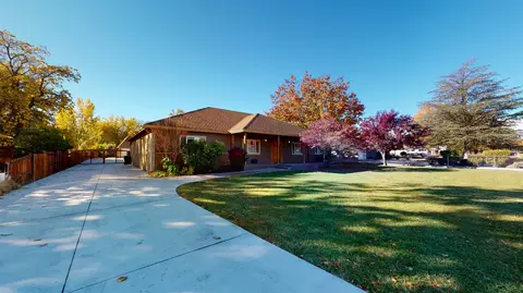 2360 Longview Dr, Bishop, CA 93514 photo 1
