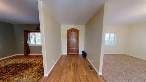 2360 Longview Dr, Bishop, CA 93514 photo 3