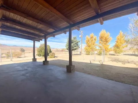 449 Crestview Dr, Hammil Valley, CA 93514 photo 3