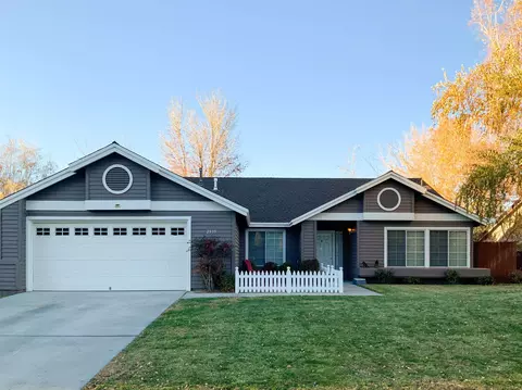 2335 Cheyenne Dr, Bishop, CA 93514 photo 1