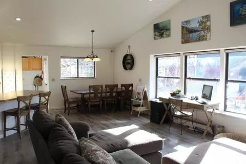 51 Huggans Ln, Bridgeport, CA 93517 photo 11