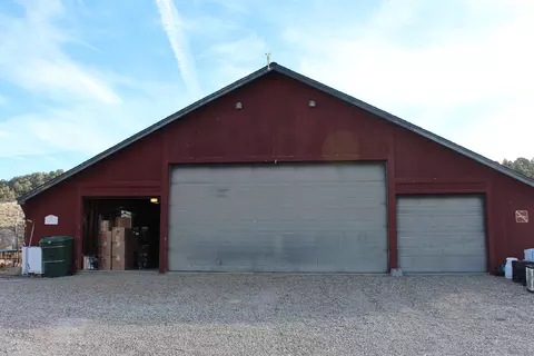 51 Huggans Ln, Bridgeport, CA 93517 photo 4