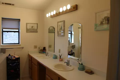 51 Huggans Ln, Bridgeport, CA 93517 photo 21