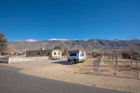 138 Virginia Ave, Bishop, CA 93514 photo 3