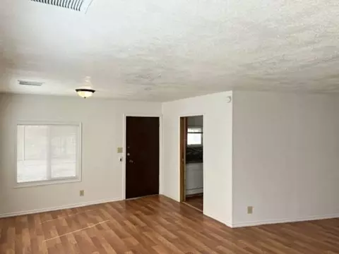 2267 Edinburgh Ave, Bishop, CA 93514 photo 6