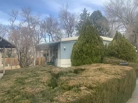 1359 Macgregor Ave, Bishop, CA 93514 photo 1