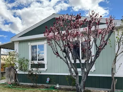 2336 Mccree Ave, Bishop, CA 93514 photo 1