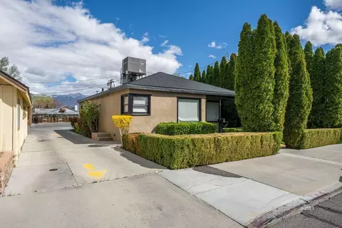 136 Edward St, Bishop, CA 93514 photo 2