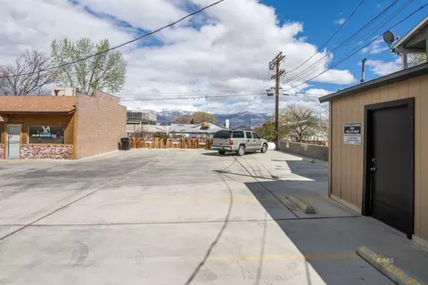 136 Edward St, Bishop, CA 93514 photo 29