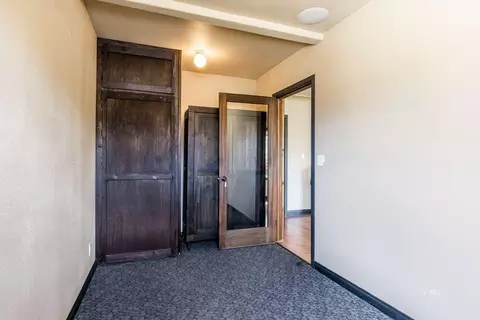 136 Edward St, Bishop, CA 93514 photo 14
