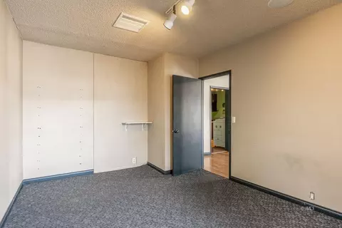 136 Edward St, Bishop, CA 93514 photo 24