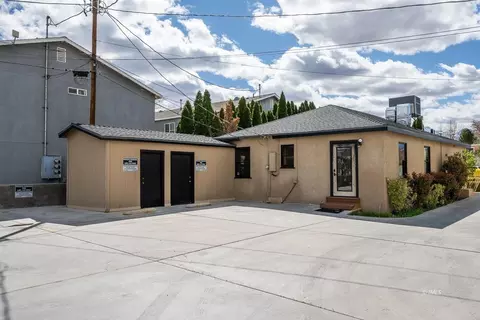 136 Edward St, Bishop, CA 93514 photo 3