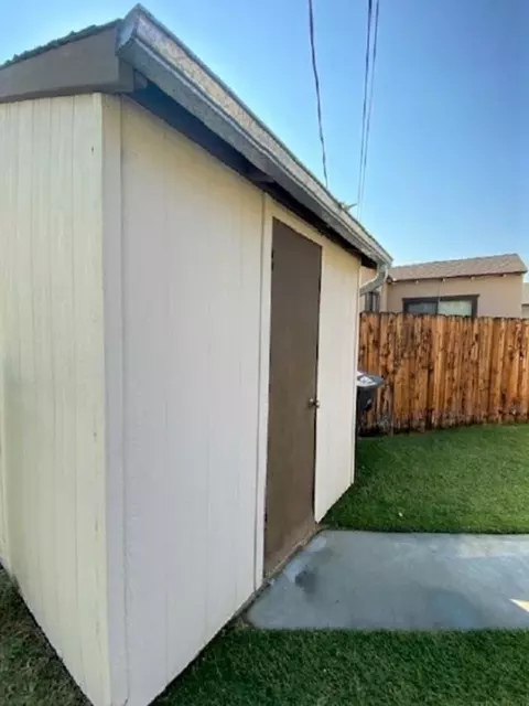 712 W Pine St, Bishop, CA 93514 photo 32