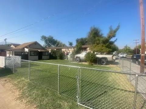 712 W Pine St, Bishop, CA 93514 photo 4