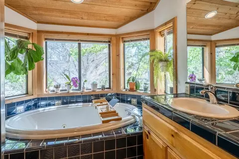 150 Hardy, Bishop, CA 93514 photo 19