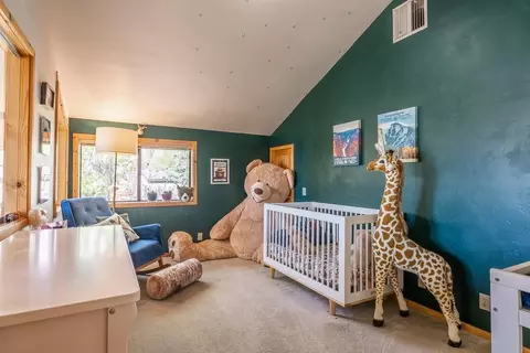 150 Hardy, Bishop, CA 93514 photo 21