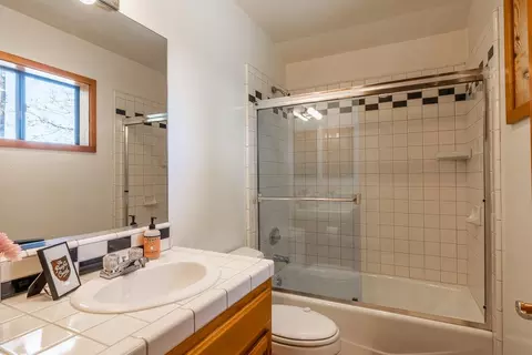 150 Hardy, Bishop, CA 93514 photo 23