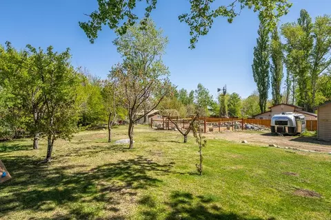150 Hardy, Bishop, CA 93514 photo 38