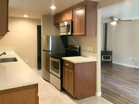 520 Cornell St, Big Pine, CA 93513 photo 5